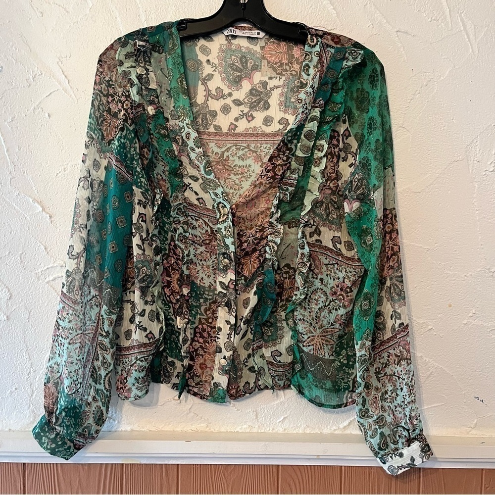 Zara Patterned Button Top Size Medium